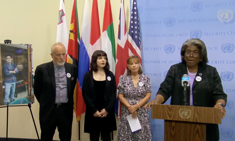 The Gershkovich family with U.S. Ambassador Linda Thomas-Greenfield