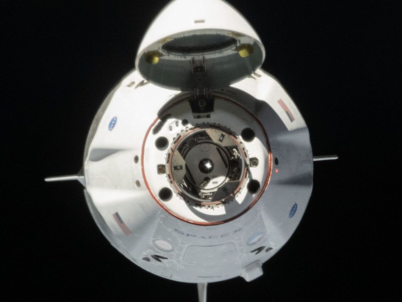 The SpaceX Crew Dragon with NASA astronauts Doug Hurley and Bob Behnken as it approaches the International Space Station